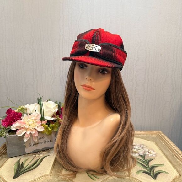 Stormy Kromer Red & Black Plaid Wool Blend Cap Hat Metal Hardware Sz 6 7/8